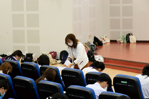 ศูนย์ภาษา คณะศิลปศาสตร์ จัดทดสอบวัดความรู้ภาษาอังกฤษ เพื่อประกอบสำเร็จการศึกษา สำหรับนิสิตรหัส 62