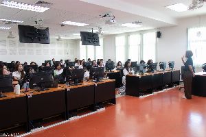 ศูนย์ภาษา คณะศิลปศาสตร์ มหาวิทยาลัยพะเยา จัดโครงการอบรมภาษาต่างประเทศ หัวข้อ “การอบรมปรับพื้นฐานภาษาจีนแบบเข้ม”