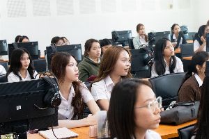 ศูนย์ภาษา คณะศิลปศาสตร์ มหาวิทยาลัยพะเยา จัดโครงการอบรมภาษาต่างประเทศ หัวข้อ “การอบรมปรับพื้นฐานภาษาจีนแบบเข้ม”