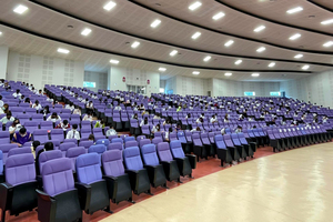 ศูนย์ภาษา คณะศิลปศาสตร์ จัดทดสอบวัดความรู้ภาษาอังกฤษ ระดับ C1 สำหรับนิสิตระดับปริญญาตรี รหัส 62 หลักสูตร ศศ.บ. ภาษาอังกฤษ และหลักสูตรควบ 2 ปริญญา (คู่ขนานภาษาอังกฤษทุกหลักสูตร)