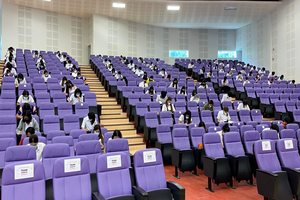 ศูนย์ภาษา คณะศิลปศาสตร์ จัดทดสอบวัดความรู้ภาษาอังกฤษ ระดับ C1 สำหรับนิสิตระดับปริญญาตรี รหัส 62 หลักสูตร ศศ.บ. ภาษาอังกฤษ และหลักสูตรควบ 2 ปริญญา (คู่ขนานภาษาอังกฤษทุกหลักสูตร)