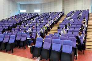 ศูนย์ภาษา คณะศิลปศาสตร์ จัดทดสอบวัดความรู้ภาษาอังกฤษ ระดับ C1 สำหรับนิสิตระดับปริญญาตรี รหัส 62 หลักสูตร ศศ.บ. ภาษาอังกฤษ และหลักสูตรควบ 2 ปริญญา (คู่ขนานภาษาอังกฤษทุกหลักสูตร)