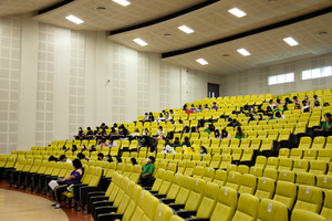 ศูนย์ภาษา คณะศิลปศาสตร์ จัดอบรมเพื่อยกระดับทักษะภาษาอังกฤษ ตามมาตรฐาน CEFR B1  English for Undergraduates (นิสิตรหัส 62) 17-18 ตุลาคม 2565