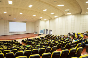 ศูนย์ภาษา คณะศิลปศาสตร์ จัดอบรมเพื่อยกระดับทักษะภาษาอังกฤษ ตามมาตรฐาน CEFR B1  English for Undergraduates (นิสิตรหัส 62) 17-18 ตุลาคม 2565