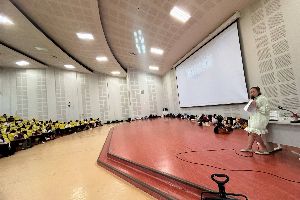 ศูนย์ภาษา คณะศิลปศาสตร์ จัดอบรมเพื่อสอบวัดความรู้ภาษาอังกฤษ (ระดับ C1) ด้วยข้อสอบศูนย์ภาษา (UP-STEP)