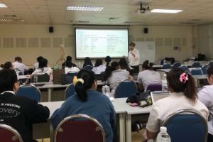 ศูนย์ภาษาจัดโครงการบริการด้านการอบรมภาษาจีนแบบเร่งรัดสำหรับนิสิตหลักสูตรควบ 2 ปริญญา