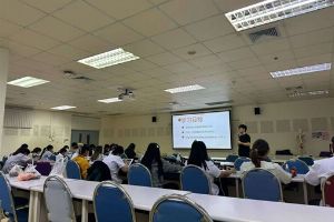 ศูนย์ภาษาจัดโครงการบริการด้านการอบรมภาษาจีนแบบเร่งรัดสำหรับนิสิตหลักสูตรควบ 2 ปริญญา
