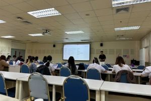 ศูนย์ภาษาจัดโครงการบริการด้านการอบรมภาษาจีนแบบเร่งรัดสำหรับนิสิตหลักสูตรควบ 2 ปริญญา