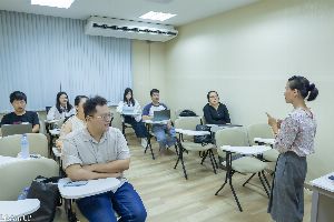 ศูนย์ภาษา คณะศิลปศาสตร์ มหาวิทยาลัยพะเยา จัดอบรมการสนทนาภาษาไทย สำหรับนิสิตต่างชาติ หลักสูตรวิศวกรรมศาสตรมหาบัณฑิต